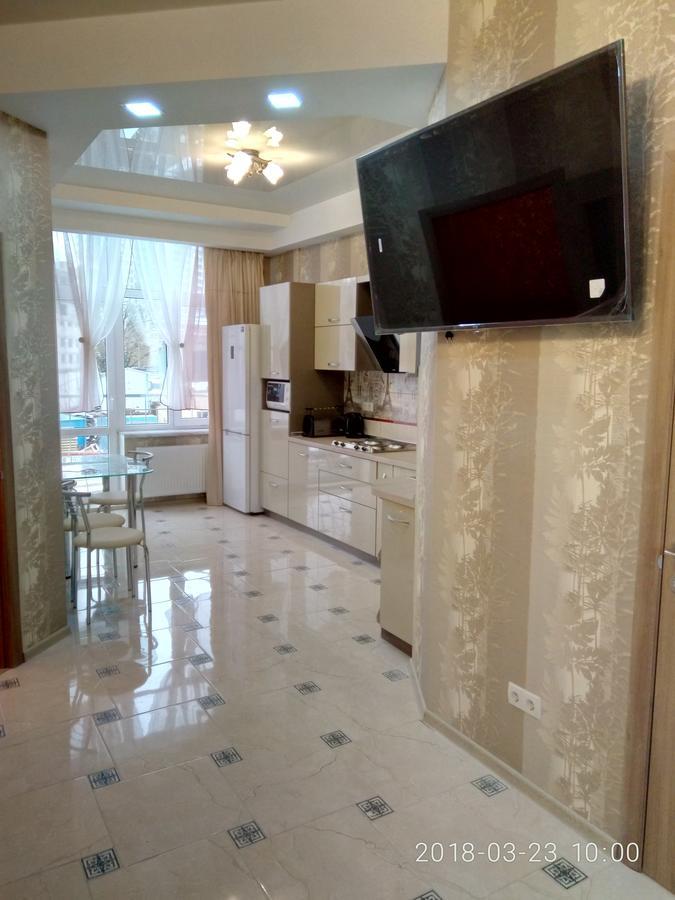 Аркадия Гагарин Плаза Red Apartment Odessa Ngoại thất bức ảnh