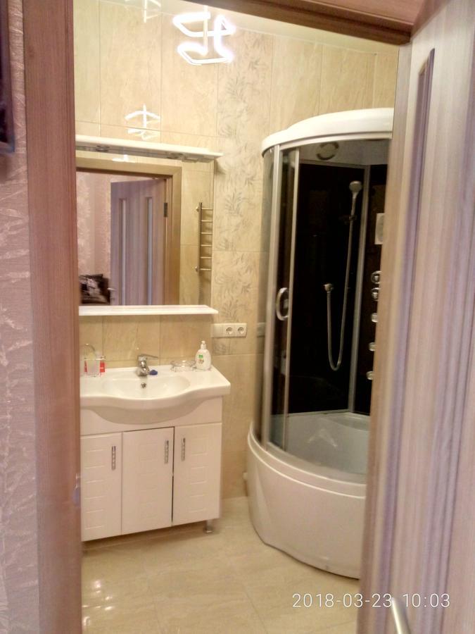 Аркадия Гагарин Плаза Red Apartment Odessa Ngoại thất bức ảnh