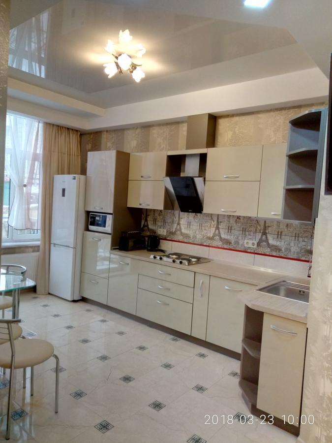 Аркадия Гагарин Плаза Red Apartment Odessa Ngoại thất bức ảnh