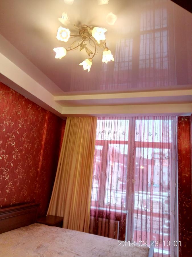 Аркадия Гагарин Плаза Red Apartment Odessa Ngoại thất bức ảnh